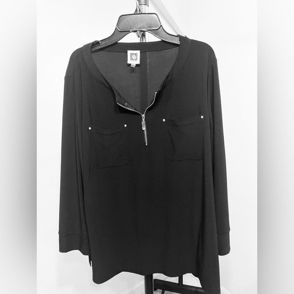 Anne Klein Black Top